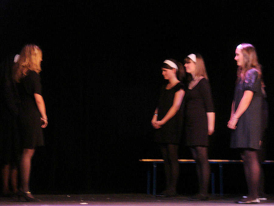 2010-06-01 Représentation théâtrale Sister Act (Club Théâtre du Lycée) (15)