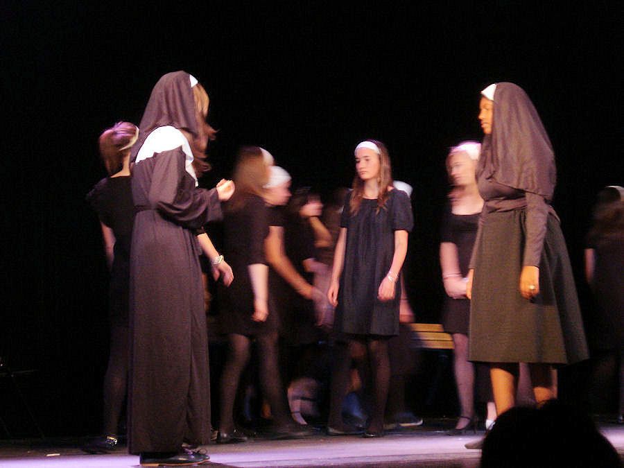 2010-06-01 Représentation théâtrale Sister Act (Club Théâtre du Lycée) (17)