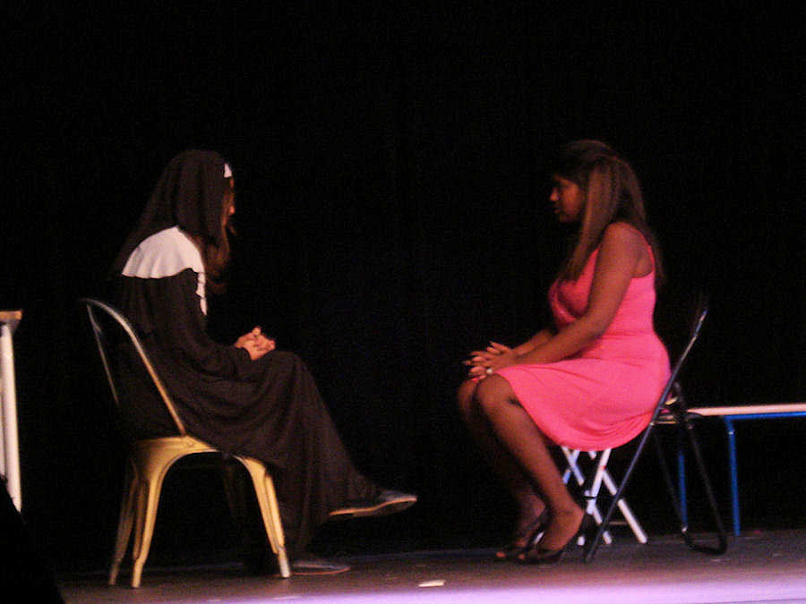 2010-06-01 Représentation théâtrale Sister Act (Club Théâtre du Lycée) (9)