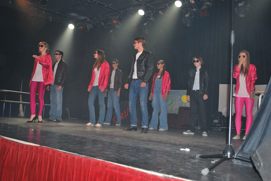 Grease (2008) (010)